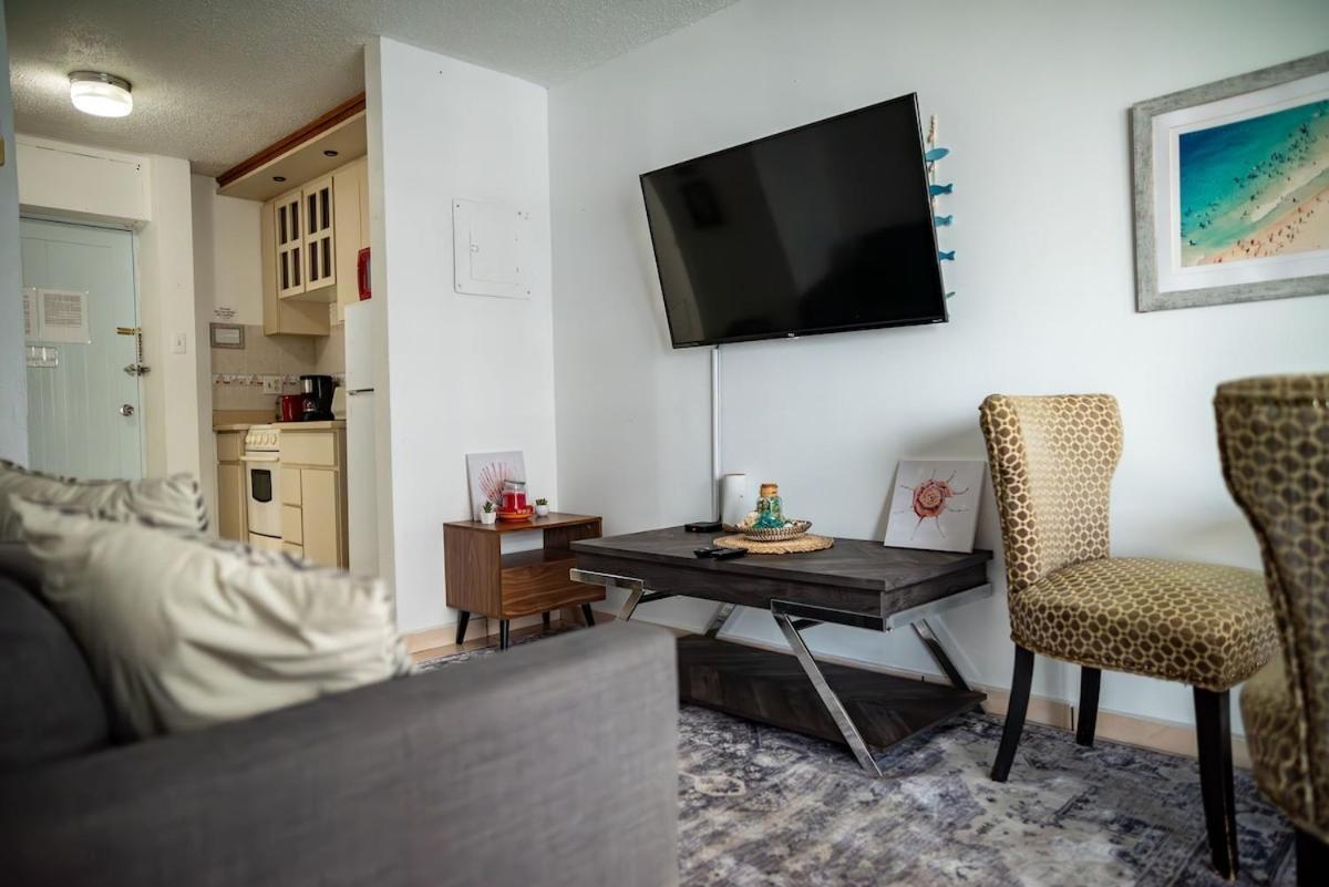 Isla Verde Beachfront With Pool- Near Foxwoods San Juan Exterior foto